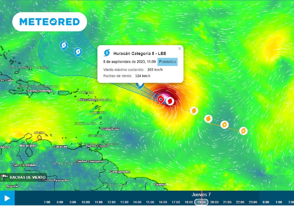 Poderoso huracán Lee