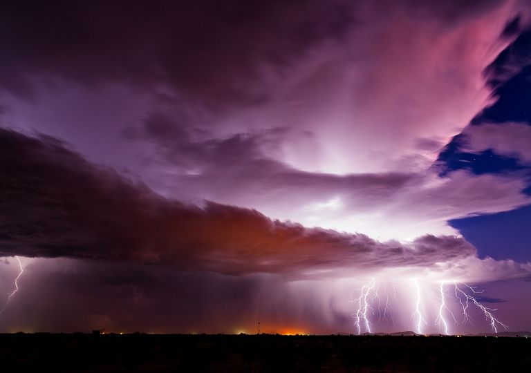 Nube de tormenta eléctrica Nube de tormenta eléctrica