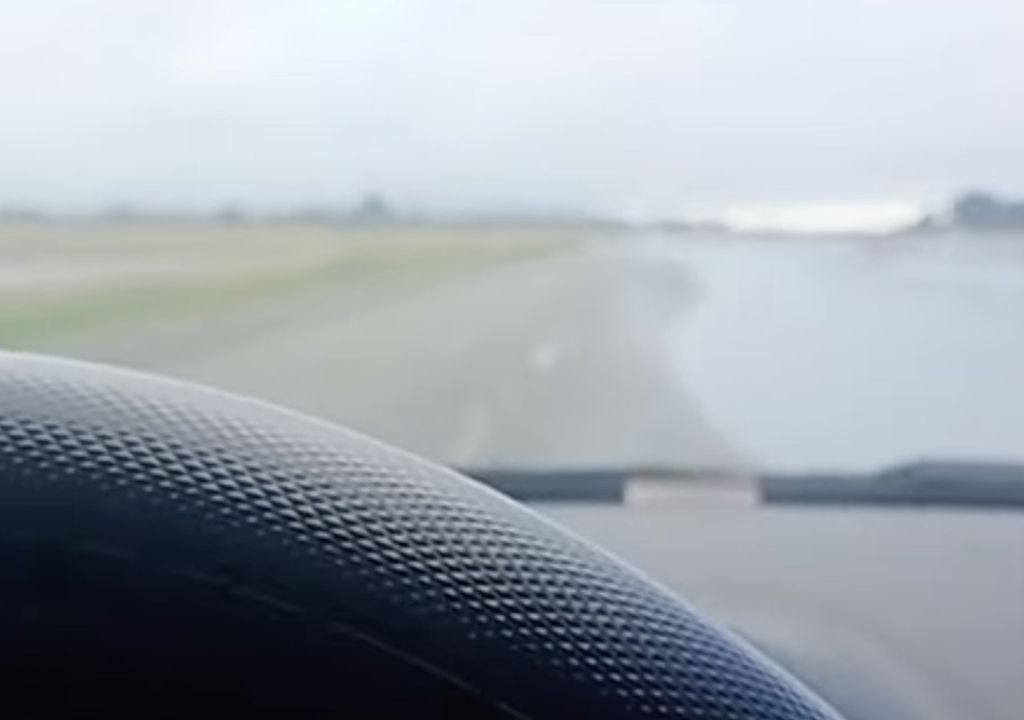 ruta El avance del agua sobre la Ruta Nacional 226 provocó alertas por cortes preventivos en el tramo que conecta Olavarría con Bolívar. Fuente: enlineanoticias.com.ar