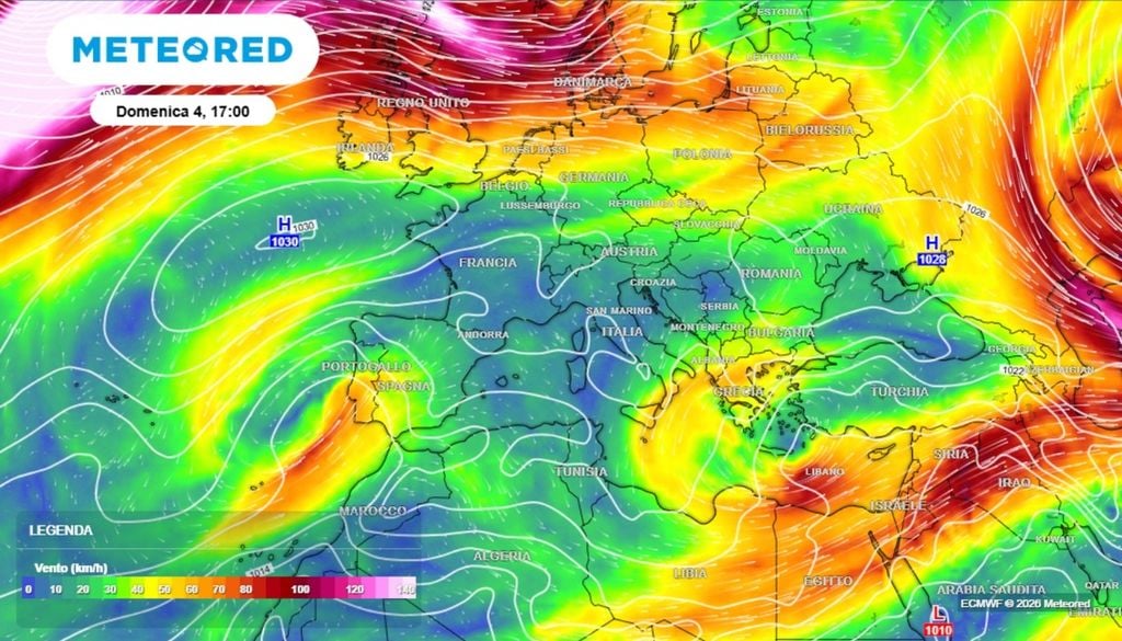 La mappa dei venti prevalenti a 500 hpa, a circa 5.500 metri di quota, evidenzia la circolazione stabile che interesserà la penisola italiana. ECMWF-MeteoRed