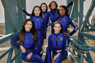 Firework no espaço: Katy Perry e Embrapa disparam batata-doce e grão-de-bico rumo às estrelas