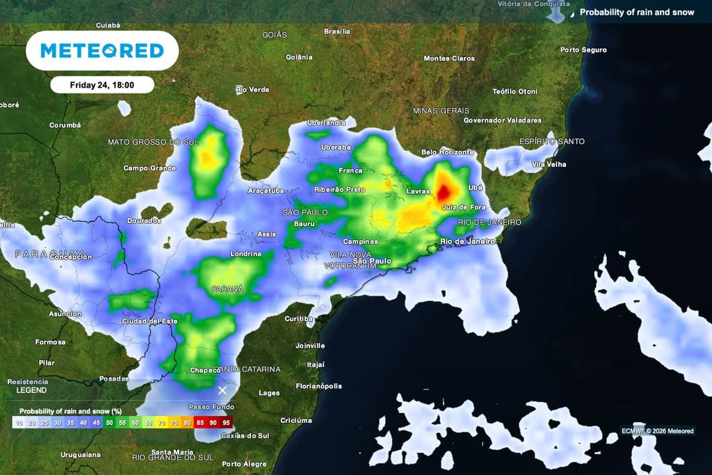 chuva, cinturão, citros Chuva avança sobre áreas do cinturão citrícola de São Paulo e Minas Gerais na sexta-feira, aumentando o molhamento das flores.