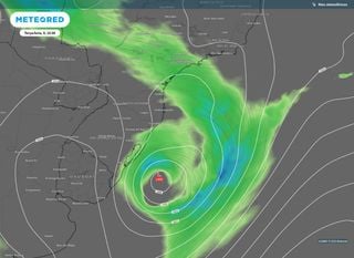 Formação de ciclone traz chuva forte e rajadas de vento no RS, SC e PR
