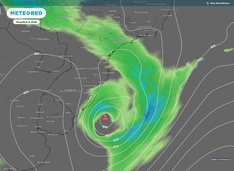 Forma&ccedil;&atilde;o de ciclone traz chuva forte e rajadas de vento no RS, SC e PR