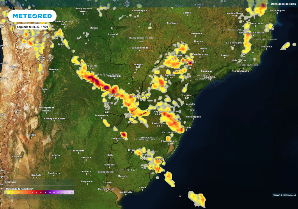 Previsão de tempestades nesta segunda-feira (23), de acordo com o ECMWF.