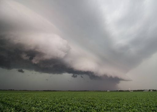 Forte frente fria deixa em alerta 5 estados nos primeiros dias de maio
