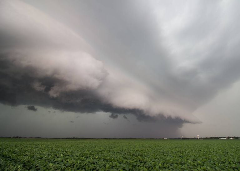 Forte frente fria deixa em alerta 5 estados nos primeiros dias de maio