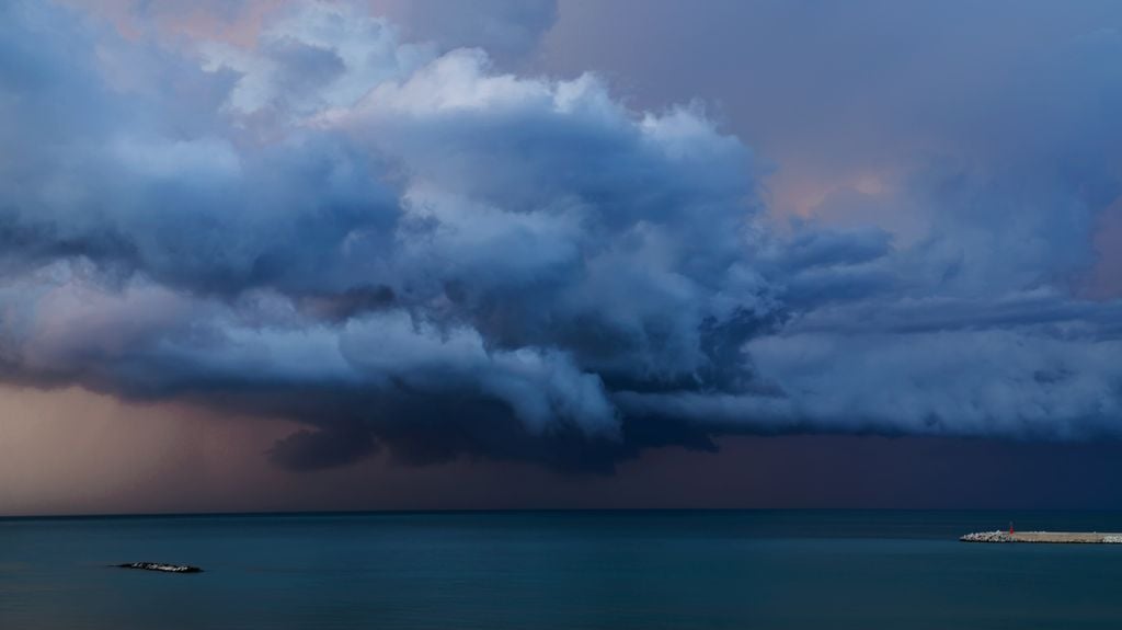 Aria artica in arrivo da nord, genererà una ciclogenesi sulle regioni settentrionali, un minimo di bassa pressione che tra la serata di mercoledì 25 e la giornata di giovedì 26 marzo piloterà una fase di maltempo dai tratti tipicamente invernali.