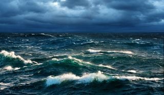 Maltempo, onde di 5 metri nel Mediterraneo: decine di morti in due naufragi al largo di Italia e Turchia