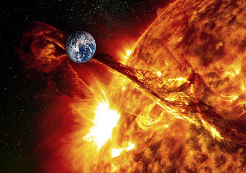 Coronal mass ejection;  Sun;  Earth;  geomagnetic storm