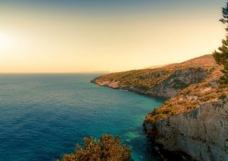 Forte terremoto in Grecia, finita l'allerta tsunami in Italia