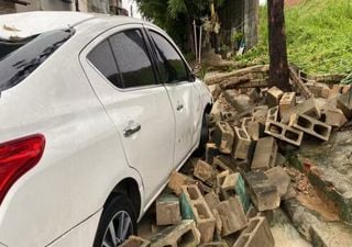 Fortes chuvas em Fortaleza causam rompimento de cano em hospital e alagamentos residenciais; veja imagens