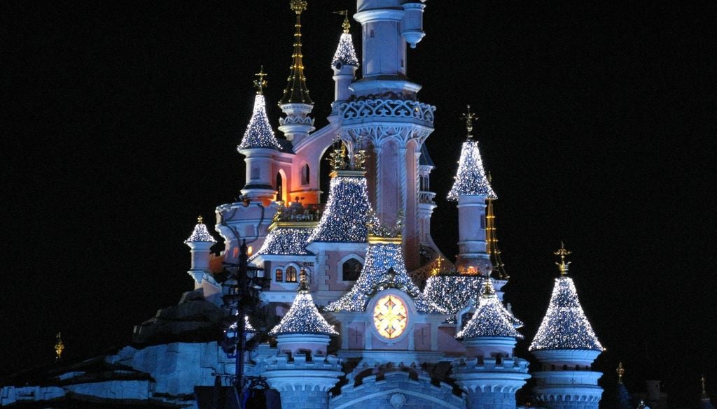 Disneyland Paris et le parc Astérix sont déjà en concurrence