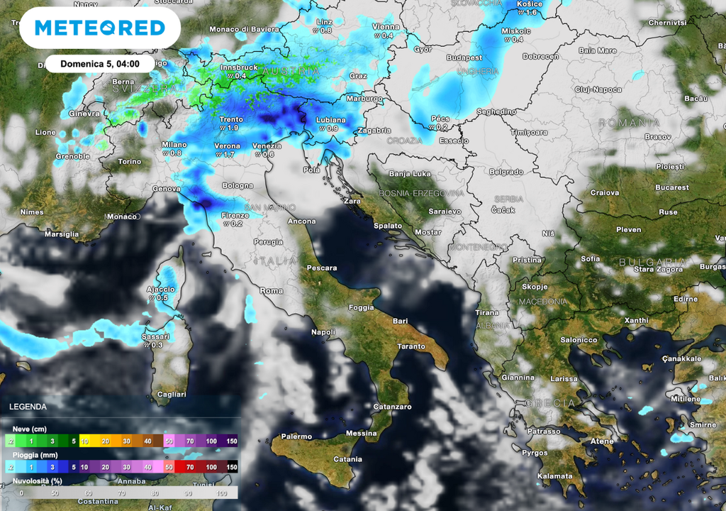 Accumuli di pioggia attesi tra sabato e domenica, neve sulle Alpi, con fenomeni più diffusi al Nord.