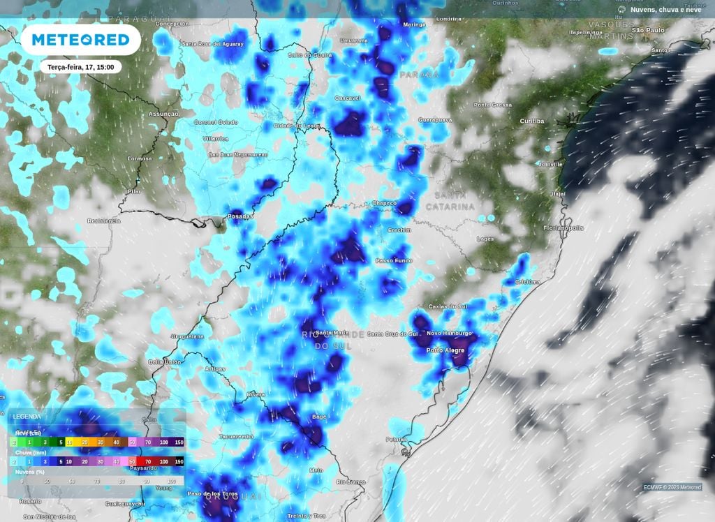 A previsão de chuva para a tarde desta terça (17) indica maiores volumes sobre o oeste da Região Sul e próximo a Porto Alegre/RS, representados no mapa pelos tons mais escuros.