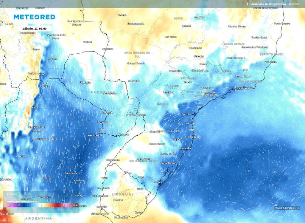 Anomalia de temperatura em 850 hPa nos mostra que as áreas em azul são localidades com ar mais frio em relação as demais.