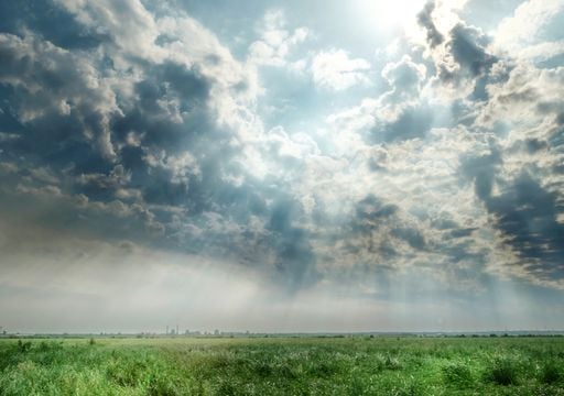 Frente fria e ar polar dividem o Sudeste com chuva, sol e frio; veja a previs&atilde;o
