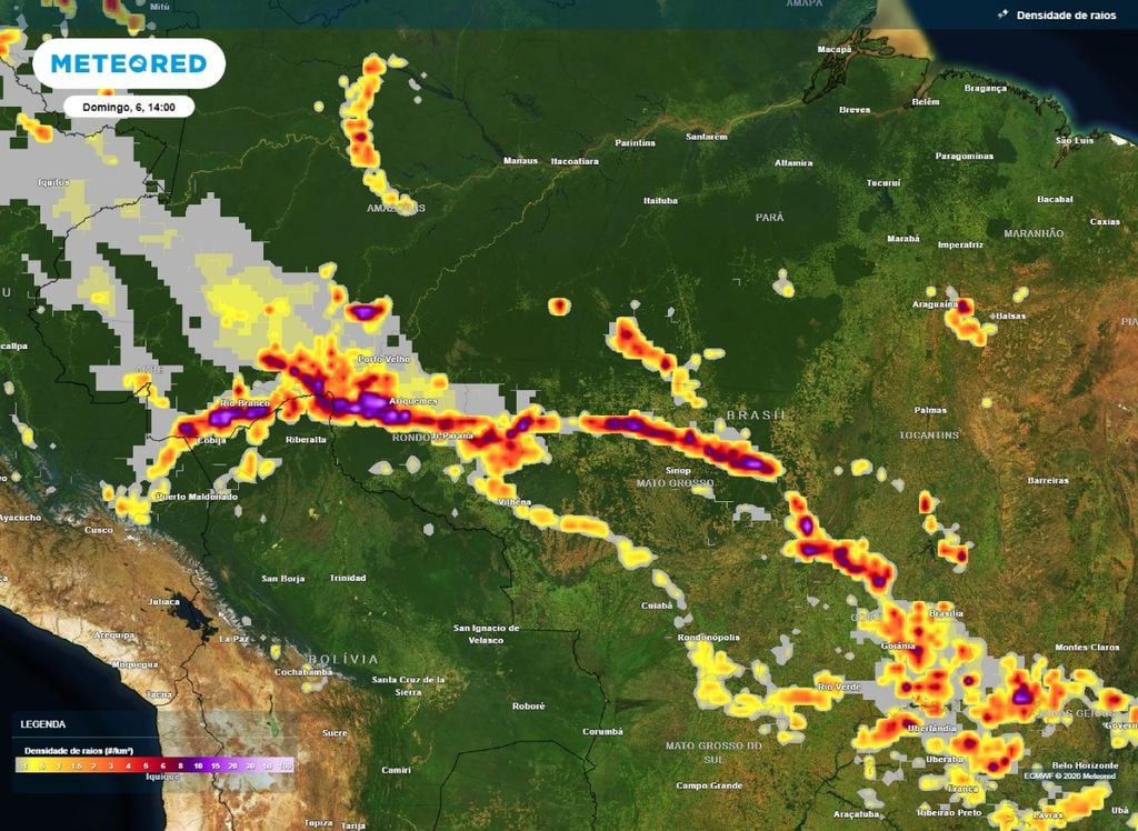 Densidade de raios O mapa de densidade de raios mostra a atuação da linha de instabilidade sobre o Centro-Norte do Brasil, exemplificando as áreas com maiores chances de tempestades.