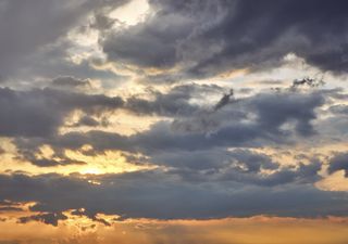 Frente fria provoca chuvas isoladas no Sul e frio aumenta no feriado
