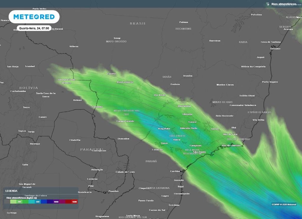 Rios Atmosféricos. Canal de umidade dá suporte e ajuda a organizar chuvas desde o sul do Mato Grosso ao leste de São Paulo e Rio de Janeiro.