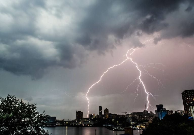 Frente fria traz intensa mudan&ccedil;a e alertas para SP, RJ, MG e ES; confira