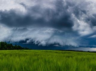 Frente fria traz mudan&ccedil;a, fim do calor&atilde;o e tempestades j&aacute; nesta semana; veja as &aacute;reas sob alerta