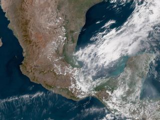 Frente frío no.49 dejará lluvias intensas con granizo