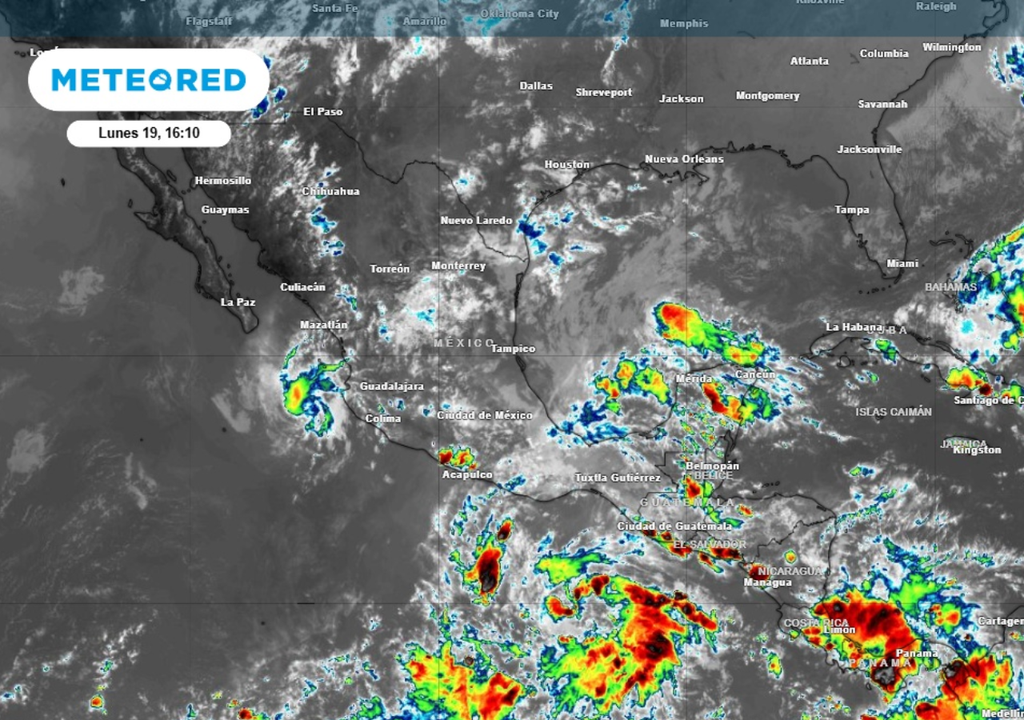 Tormenta Frente frío dejará mas lluvias en la Península de Yucatán.