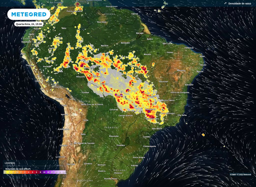 Mapa de densidade de raios para a tarde desta quarta-feira (24).