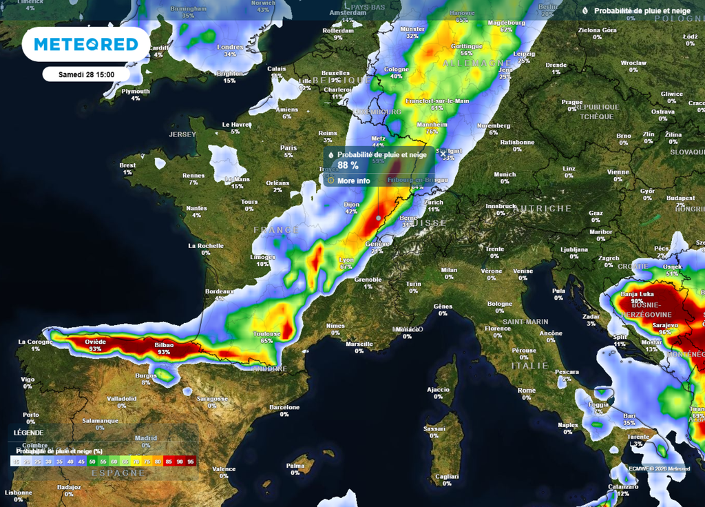 Samedi après-midi, la perturbation pluvieuse en plaine et neigeuse en montagne s'étendra du Sud-Ouest aux frontières de l'Est.