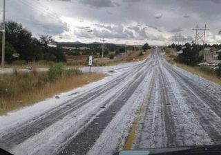 Fuerte tormenta acompañada de granizo se presenta en Chihuahua