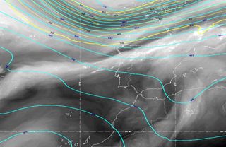 Fuertes tormentas en el noroeste peninsular y bajada térmica notable