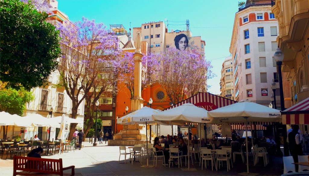 Múrcia, Espanha "É aqui que se encontra uma das catedrais barrocas mais bonitas de Espanha." Foto: Unsplash