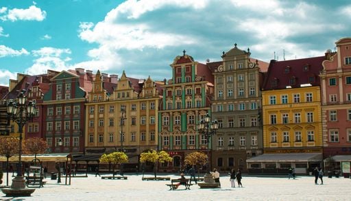 Fuja dos destinos do costume: 8 cidades europeias que merecem muito mais aten&ccedil;&atilde;o