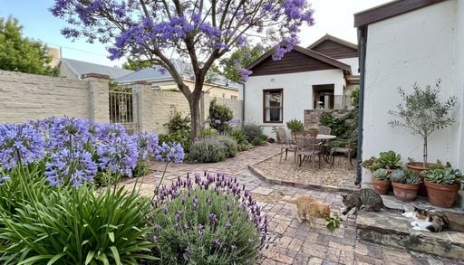 Gama azul-violeta: 5 especies que combinan color, altura y textura para un jard&iacute;n elegante