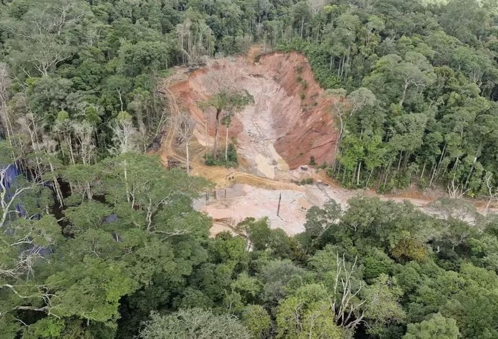 Garimpo em Porto Grande que a barragem rompeu e atingiu três rios no Amapá — Foto: GTA/divulgação Garimpo em Porto Grande que a barragem rompeu e atingiu três rios no Amapá — Foto: GTA/divulgação