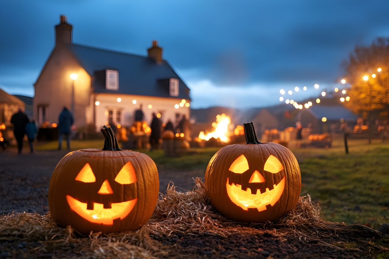 Halloween-Fest in einem Dorf im ländlichen Irland. Foto: Adobe Stock