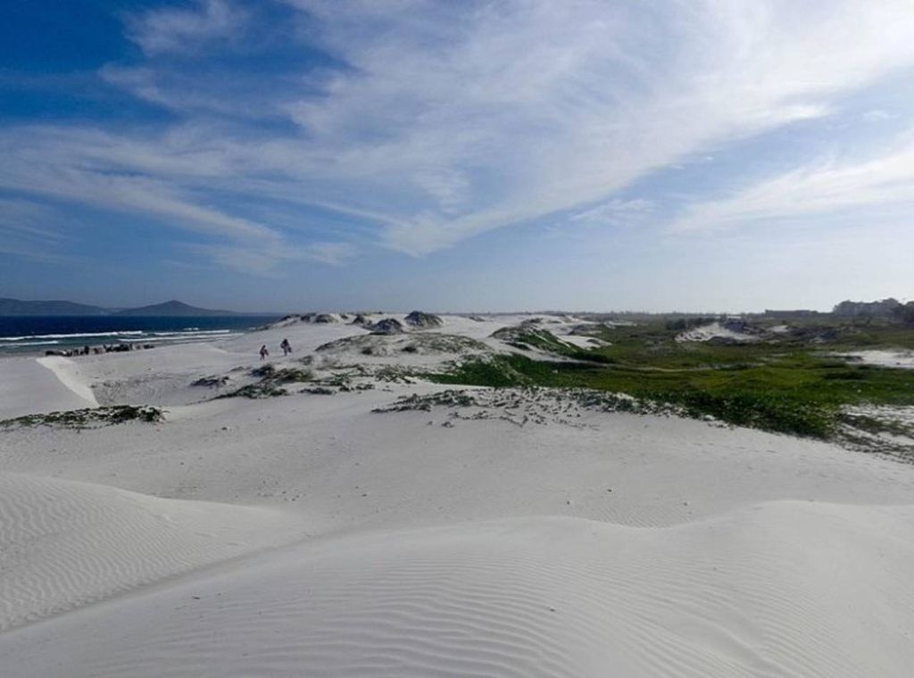 Campo de Dunas da Dama Branca, em Cabo Frio (RJ)