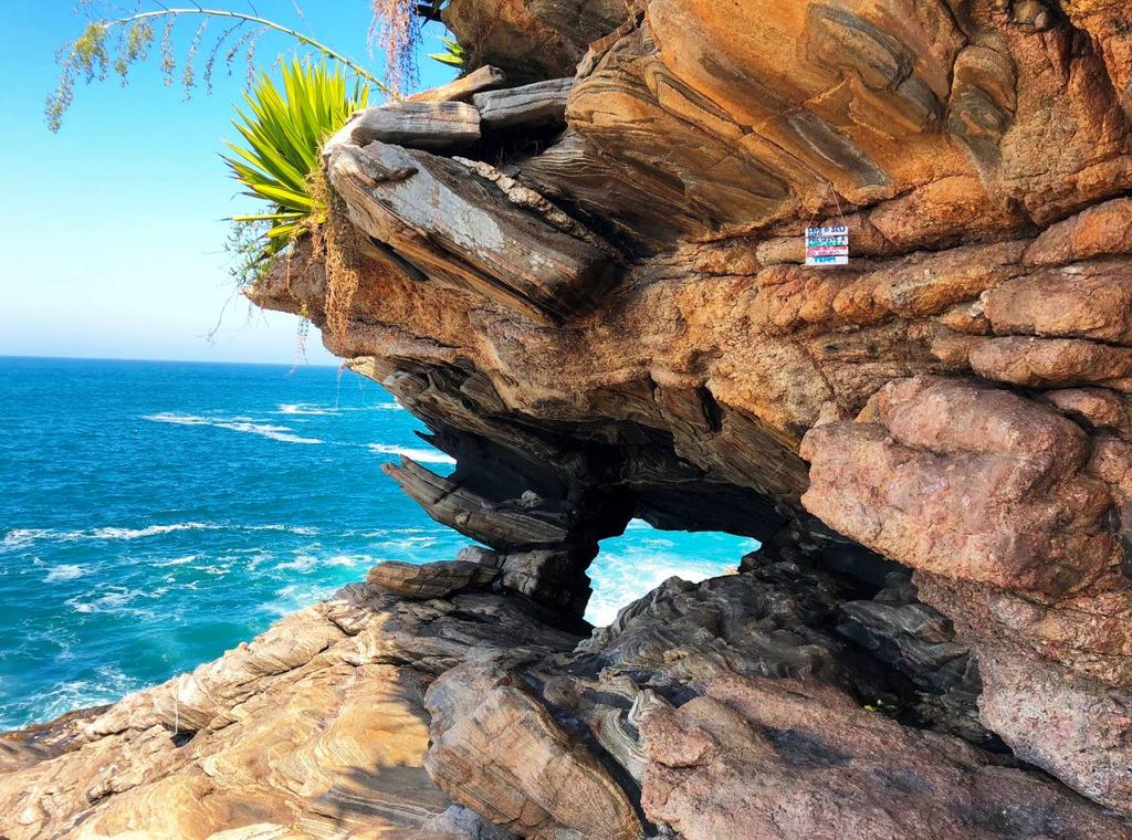 Gruta da Sacristia, em Maricá (RJ)