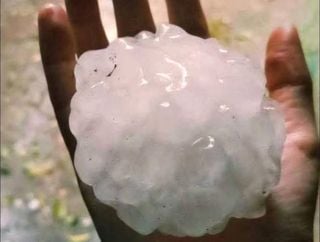 Gigantescos granizos ocasionan importantes daños materiales en el estado de Coahuila