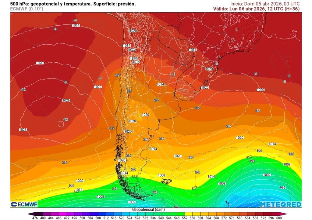 El geopotencial evidencia una masa de aire frío sobre la zona central, responsable del ambiente más fresco a comienzos de semana.