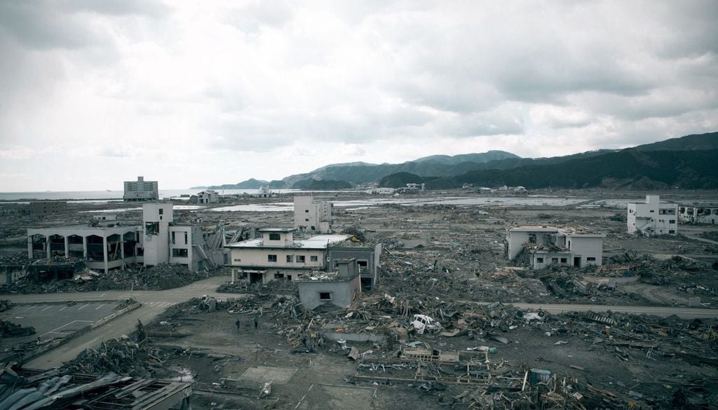Anche se l’epicentro del sisma sarà in pieno oceano, la rapida propagazione delle onde sismiche, dal fondale del Pacifico alle coste della British Columbia e dello Stato di Washington, provocherebbe frane, crolli di edifici e la liquefazione del terreno.