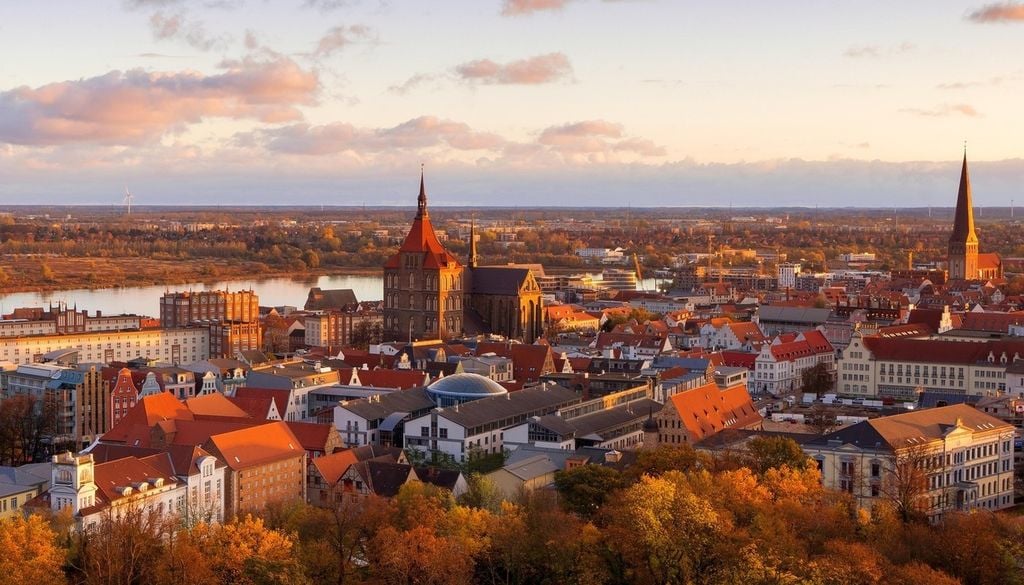 Auf dem letzten Platz des Städterankings landet Rostock, hauptsächlich wegen der alternden Bevölkerung. Auf dem letzten Platz des Städterankings landet Rostock, hauptsächlich wegen der alternden Bevölkerung. Bild: Julia Boldt/Pixabay