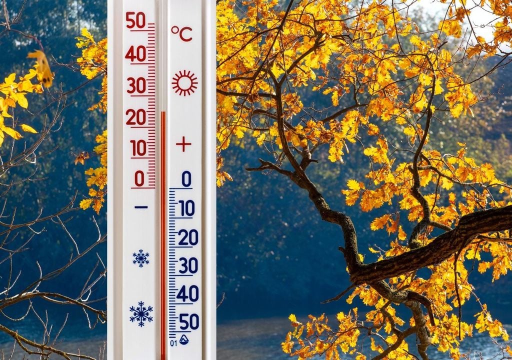 Oktober warm golden sonnig Temperatur Es stehen in vielen Teilen Deutschland nochmal warme und sonnige Oktobertage an. Doch für wie lange und welche Region ist im Nachteil?