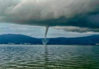 Trombas marinas golpean en Veracruz y Jalisco