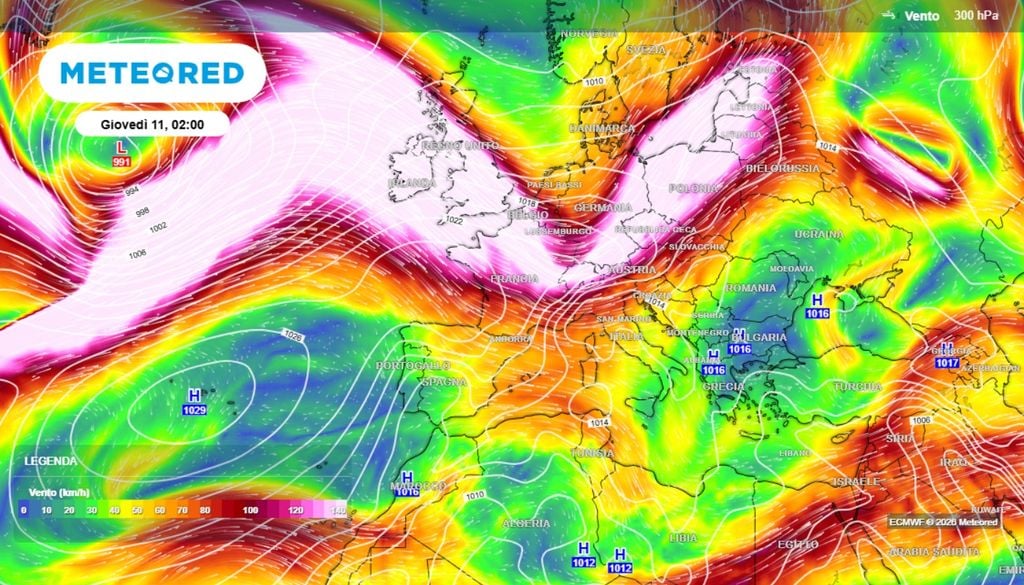 Venerdì 12 giugno, l'asse del promontorio si starà orientando verso Levante, cioè verso la penisola italiana, quindi anche sulle regioni settentrionali che, invece, fino a quel momento si saranno trovate ancora parzialmente esposte agli effetti marginali del flusso oceanico.