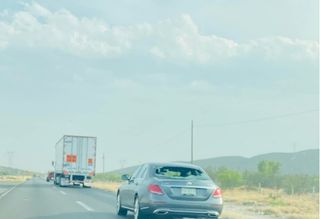 Granizo rompe cristales de autos en carretera de Coahuila