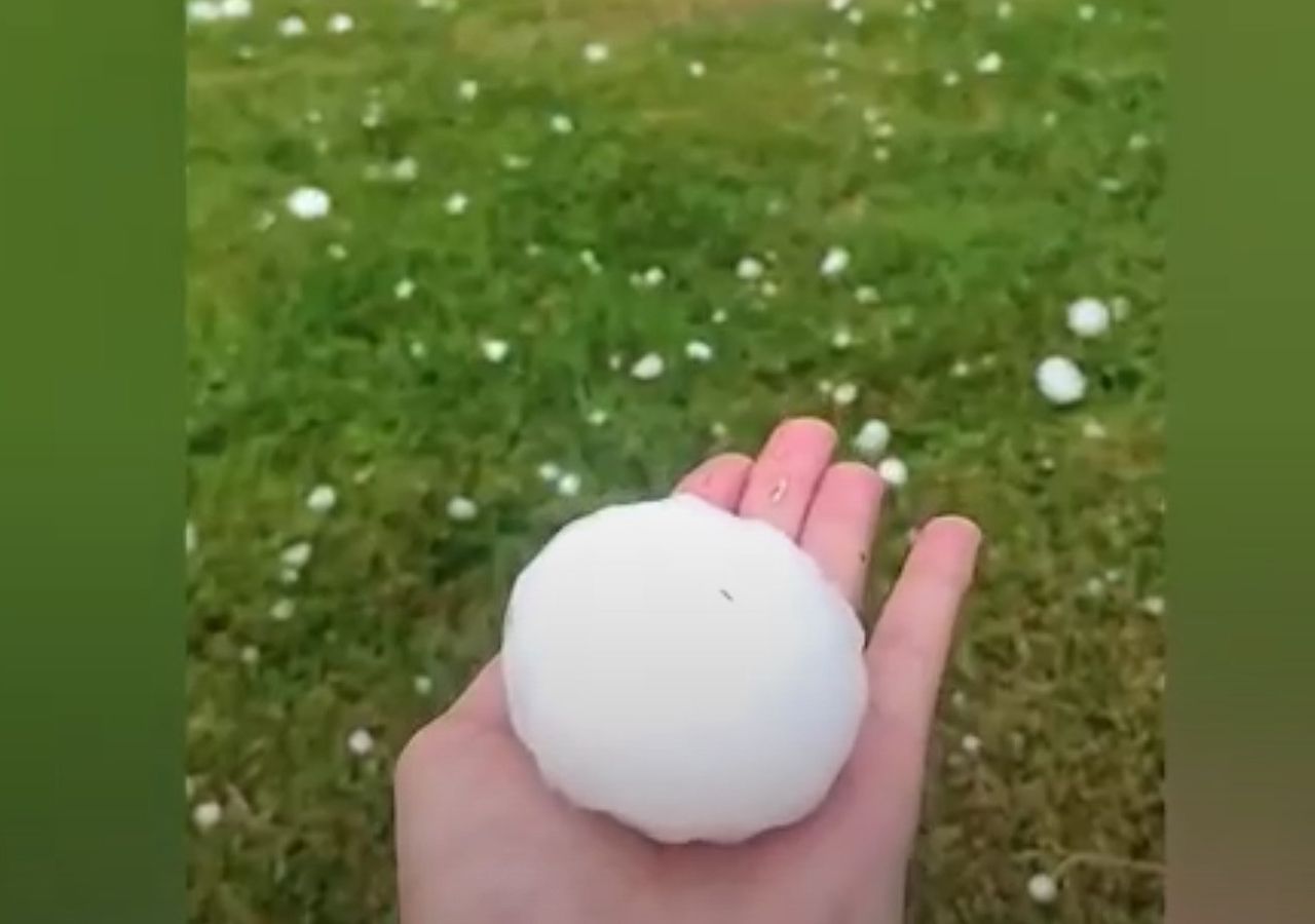 Granizos de hasta 10 centímetros de diámetro en Girona, ¿cómo fue posible?