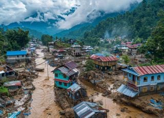 Graves inundaciones en Nepal dejan más de 200 muertos: estas son las imágenes más impresionantes