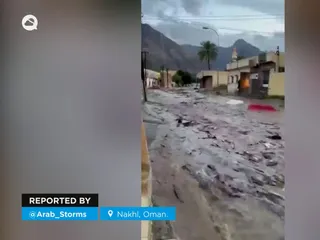 Schwere Überschwemmungen, verursacht durch sintflutartige Regenfälle, trafen kürzlich den Oman.